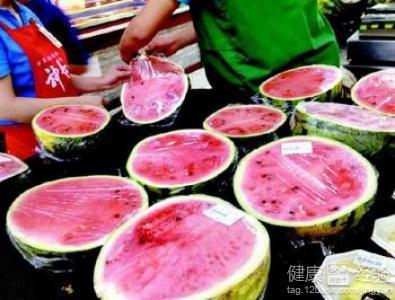 酒泉万达吃瓜事件真相是真的吗,事实与谣言的辨析